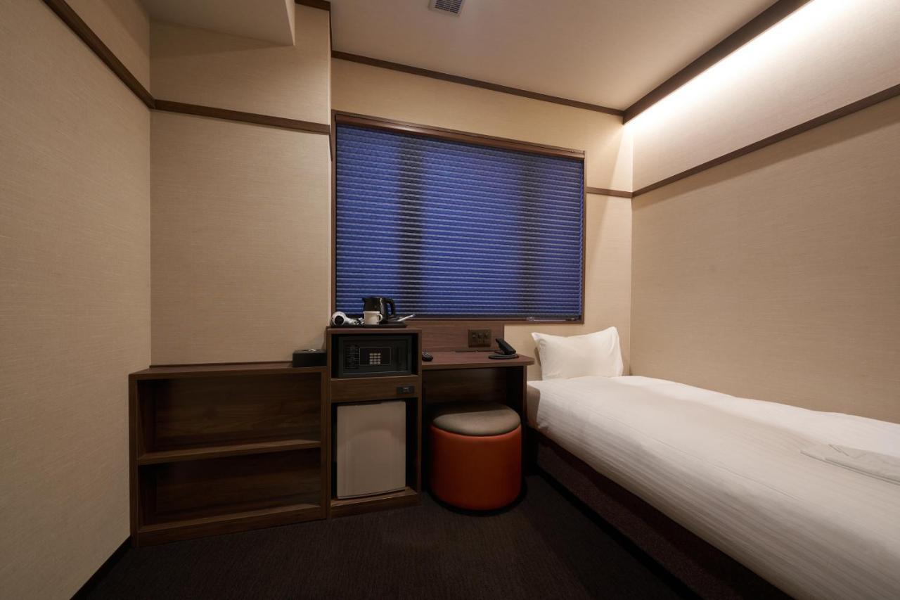 เวลินา โฮเทล ชินไซบาชิ นาโงมิ Hotel โอซาก้า ภายนอก รูปภาพ