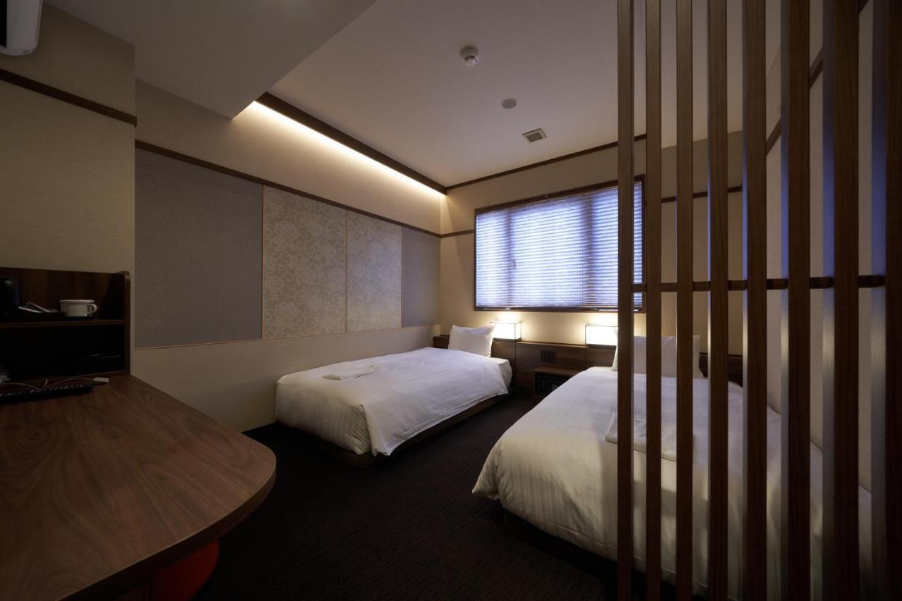 เวลินา โฮเทล ชินไซบาชิ นาโงมิ Hotel โอซาก้า ภายนอก รูปภาพ